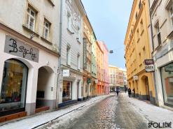 Centrum Olomouce bez křiklavých reklam